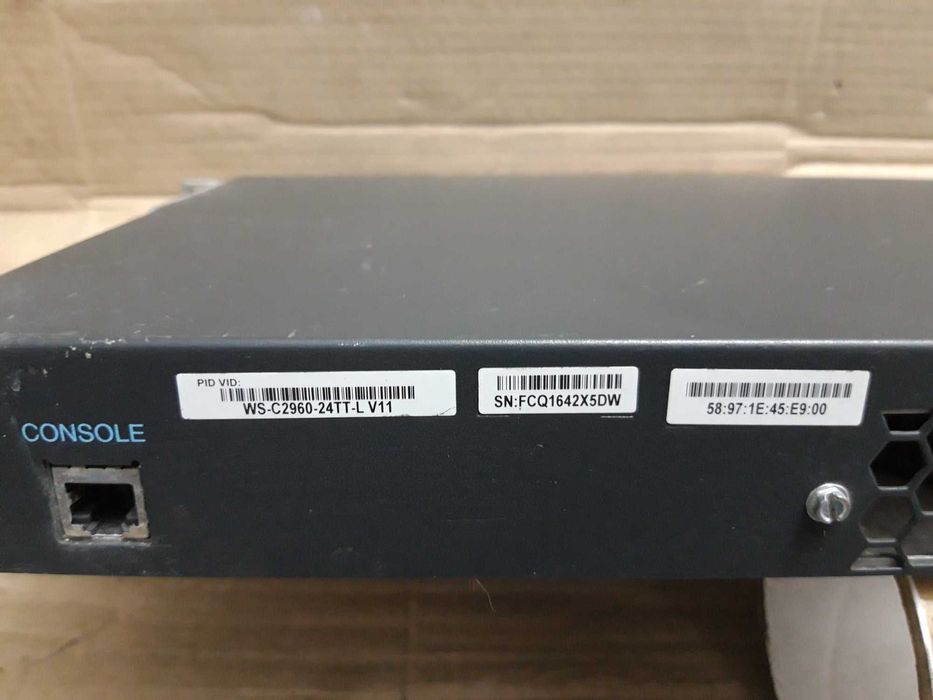 Коммутатор CISCO WS-C2960-24TT-L