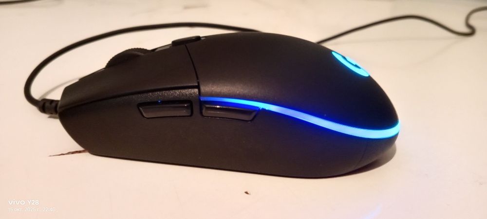 Продам мышку Logitech g102