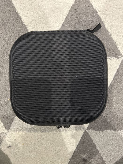 Дрон DJI tello, управляван от приложение на телефона