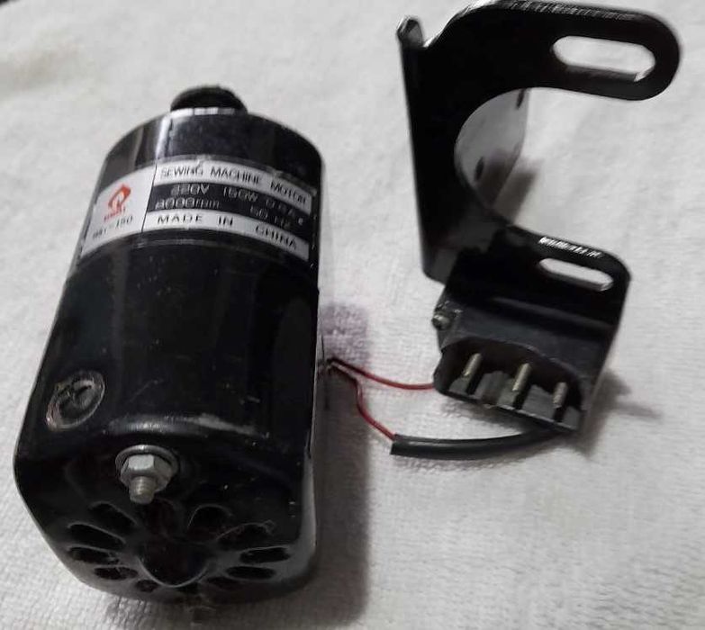 Продам электродвигатель (моторчик) от швейной машины