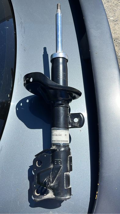 Передние амортизаторы