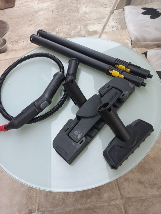 Aparat de curatat cu abur Karcher