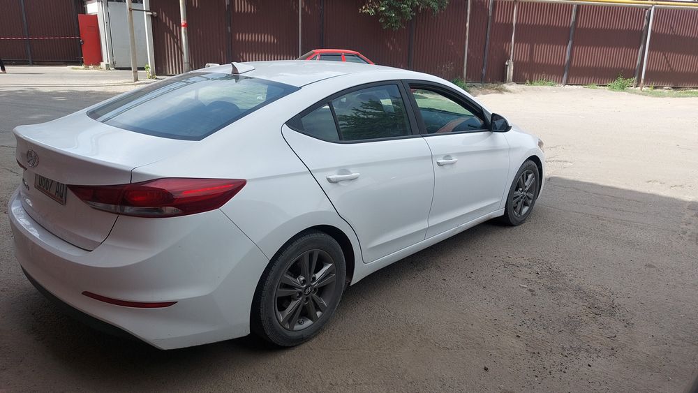 Әдемі машина сатылады 2018