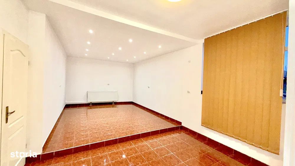 Spatiu comercial cartierul Strand