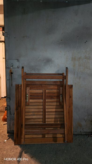 Комплект. Стол и 2 стула, все расклодное