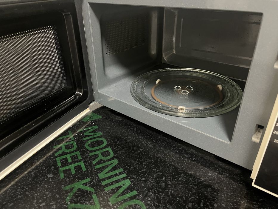 Срочно‼️Продам микроволновку,холодильник б/у