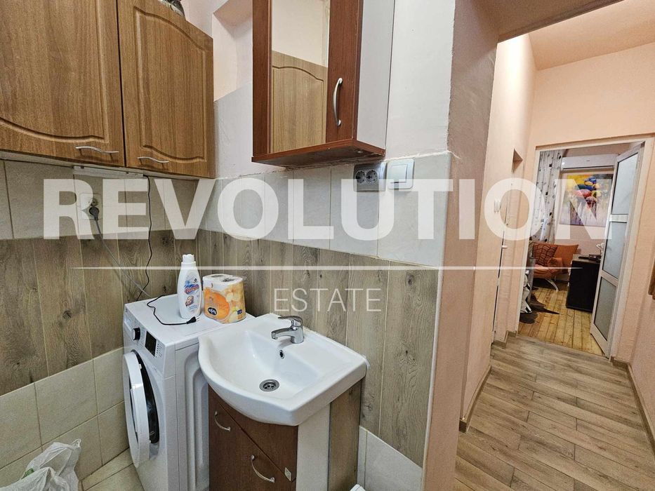 Дава се под наем Двустаен апартамент в Варна, Гръцка махала - 60 кв.м за 500 € - Снимка #12