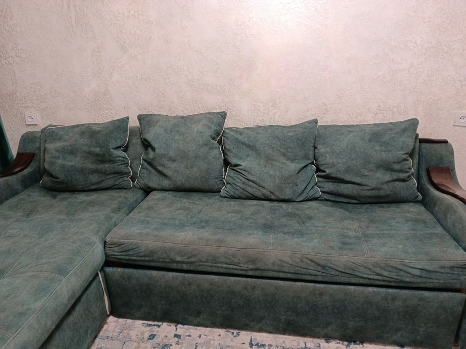 Срочно продам Диван бу