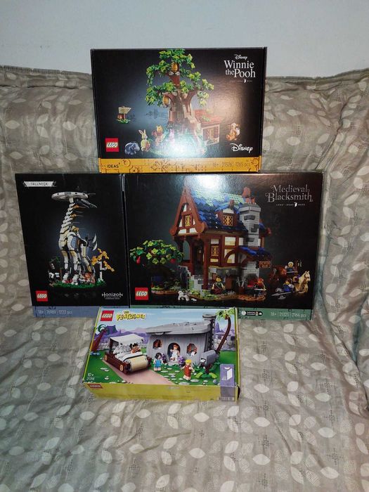 Vand colectie LEGO IDEAS in stare impecabila