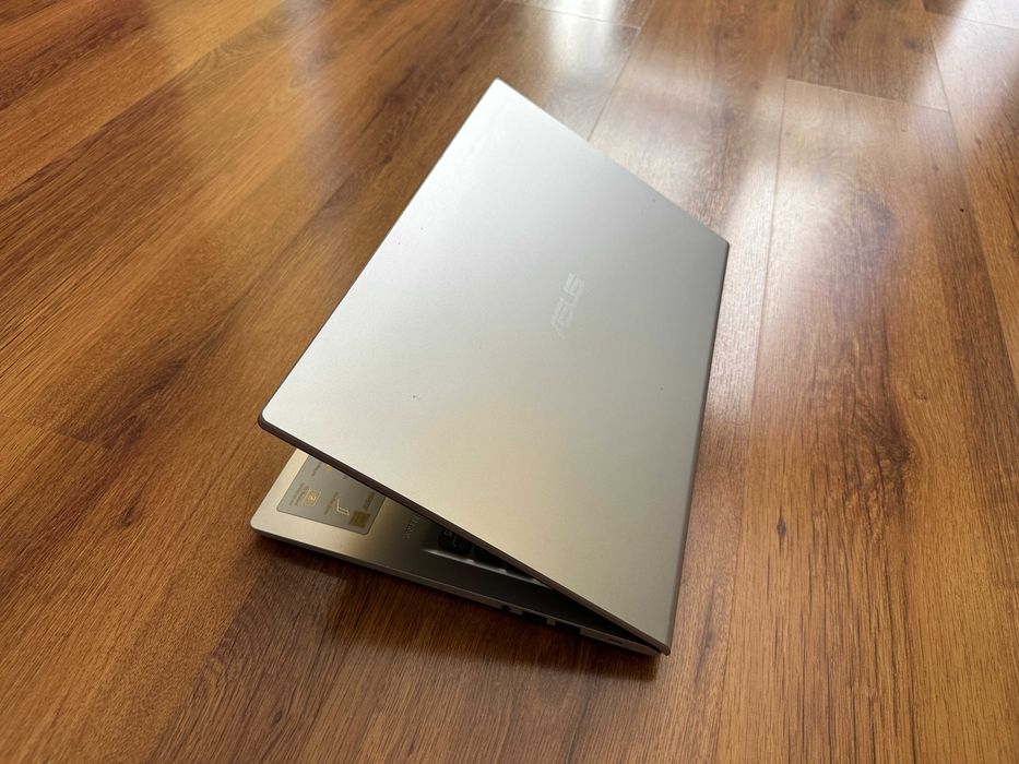 15.6' Full HD Core i5-1135G7 Asus X515E 12GB DDR4/512GB NVMe/Бат 6ч