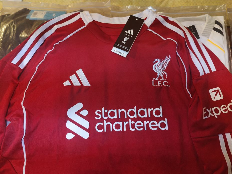 Футболен екип Liverpool с дълъг ръкав 2025/2026 Home