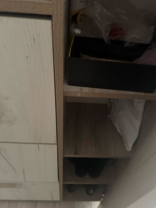 Обувница закрытая