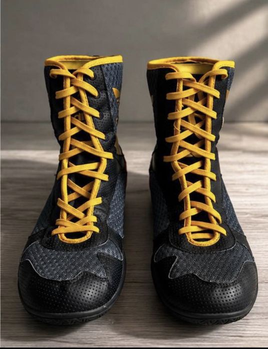box oyoq kiymi adidas 44-45razmer rasm ozini xolati!