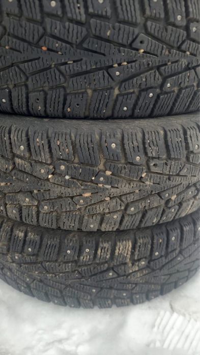 Продам зимнюю резину