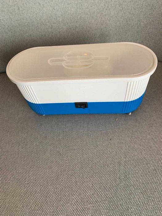 Уред за почистване чрез вибрация(бижута,очила,лещи и др..