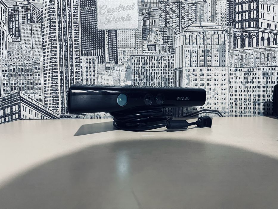 Продам Xbox 360 (прошитая) + Microsoft Kinect