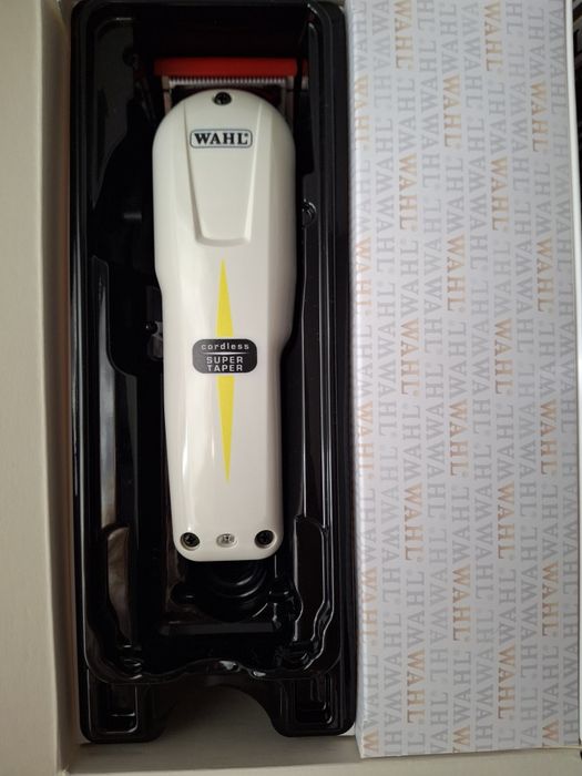 Професионална машинка за подстригване WAHL
8591-016 / 4219-0470 /
Pro