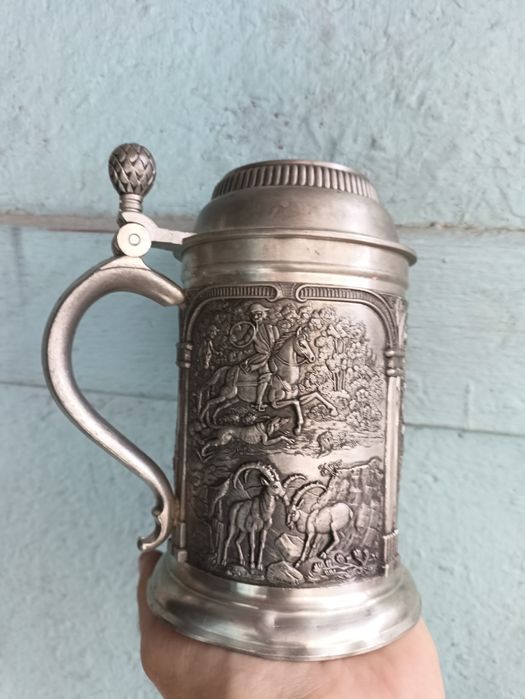 Оловянная кружка