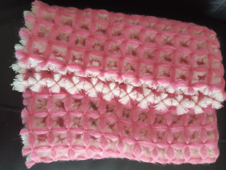 Păturică pom-pom mohair