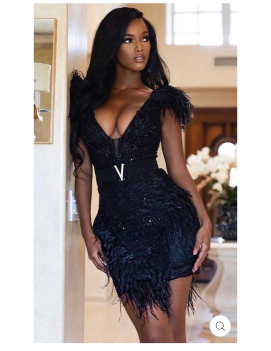 Секси черна рокля