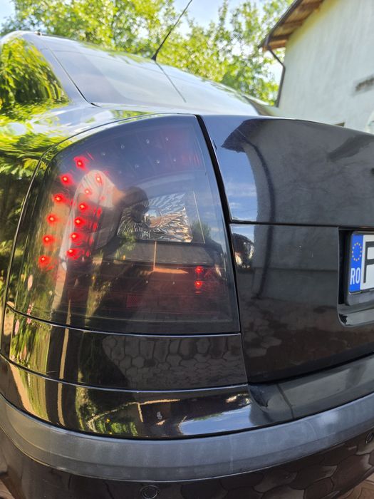 Vând Skoda Octavia