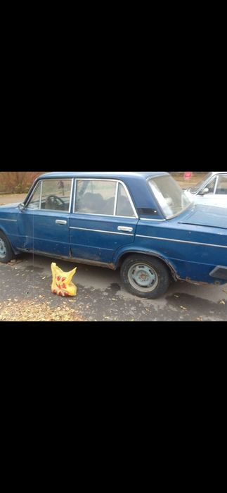 Машина жигули2106