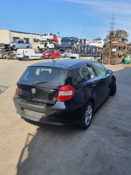 BMW Seria 1 /116i/2005/Dezmembrez/Dezmembram