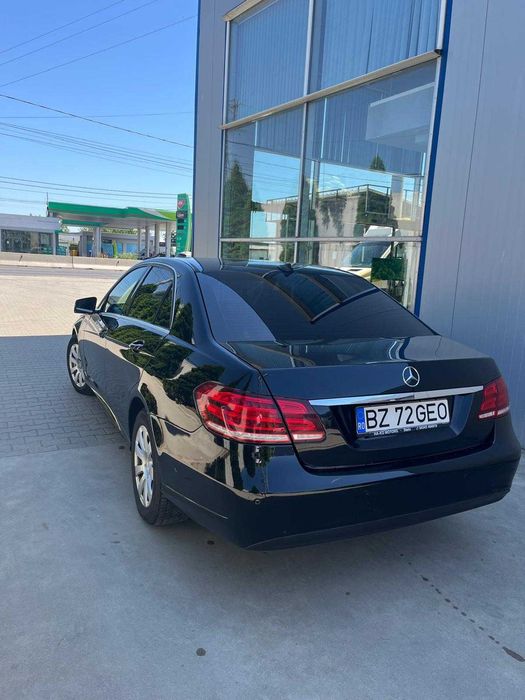 MERCEDES-BENZ E-Class 0 — imagine 5