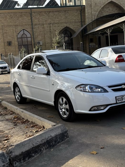 Jentra 2022 41 min probeg Polni shumka