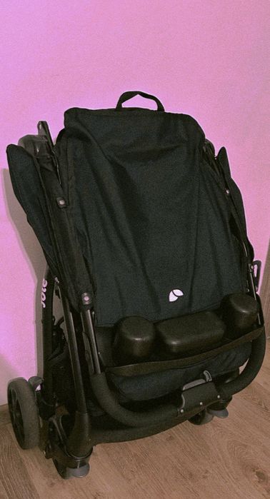 Продам коляску Joie лето-зима