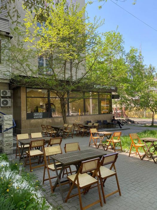 Стол и стуля для летника