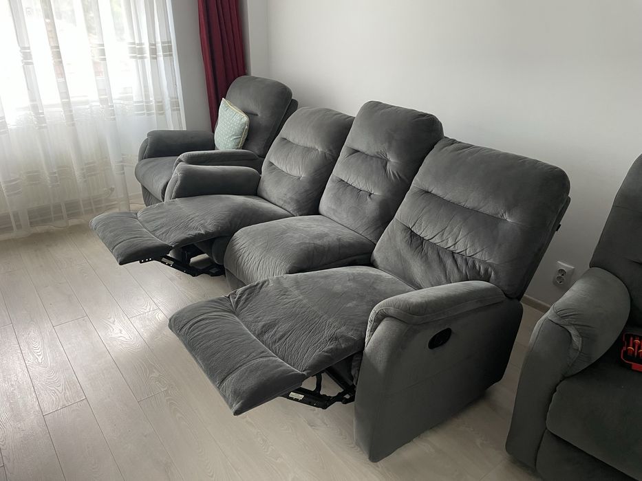 Canapea 3 locuri cu recliner