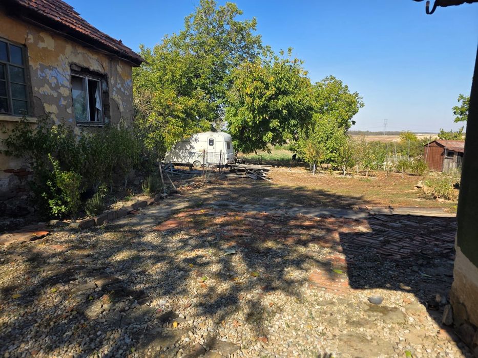 Casa cu teren Chisirid