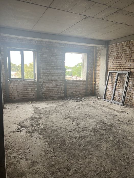 Sotiladi dom 14 qavatli uy 6-qavat 65kv