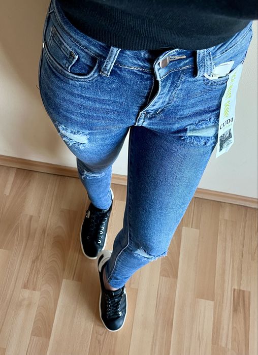 Дамски дънки