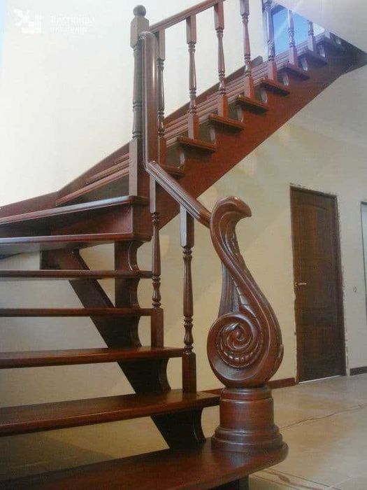 Изготавливаем обшиваем лестницы на заказ замер есть с гарантией