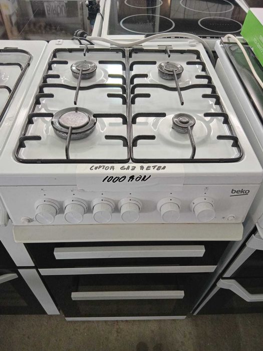 Aragaz cu cuptoare gaz/electrice