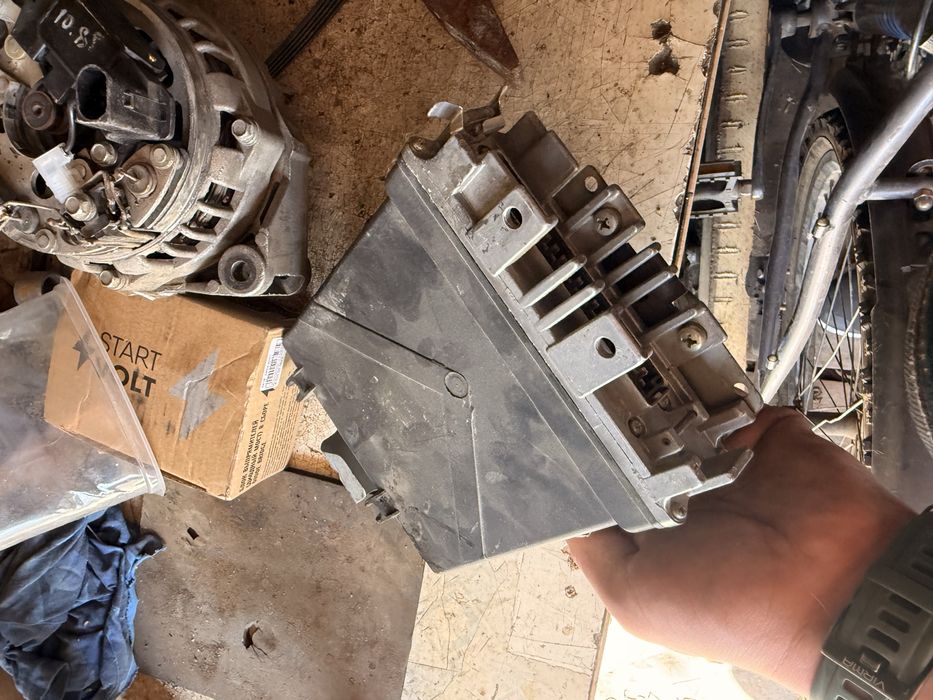 Блок эбу ауди 1.6