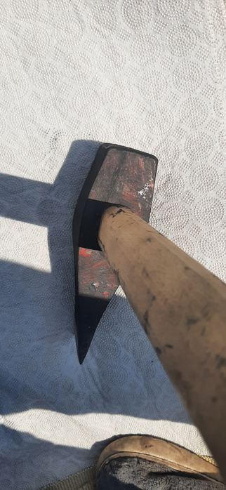 Ръчно ковани от ресирна стомана.