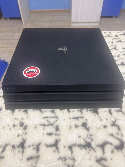 PS 4 PRO + FIFA 20 + GTA 5 Premium Edition