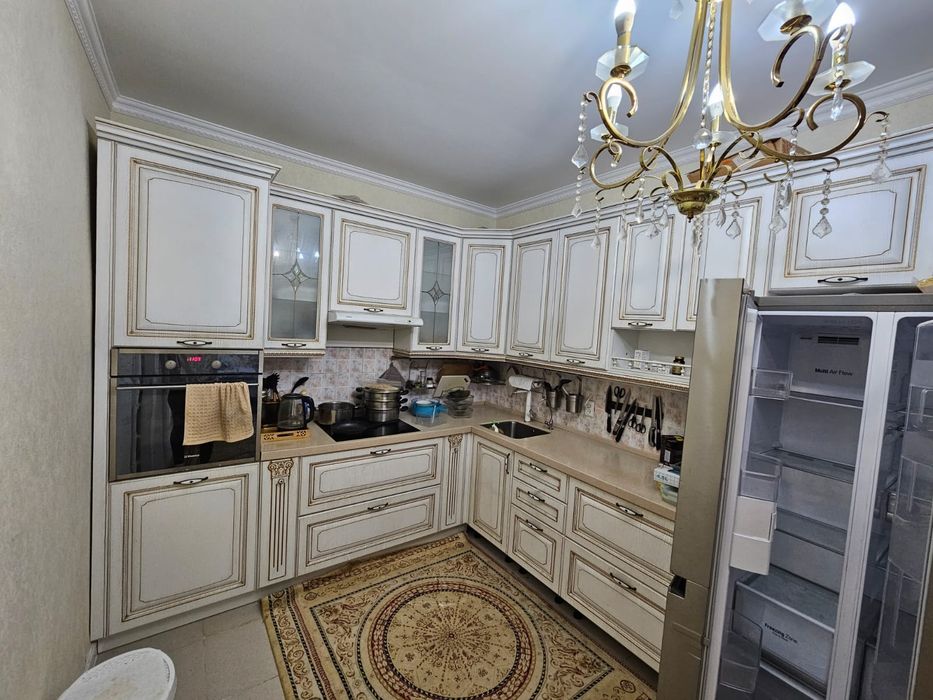 продам 3-х уровневый дом