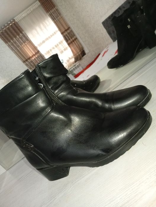 Etik sifati yaxshi yangidek 1,2marta kiyilgan xolati yaxshi darajada.