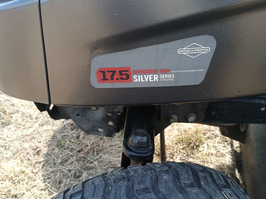 Tractoras gazon cositoare