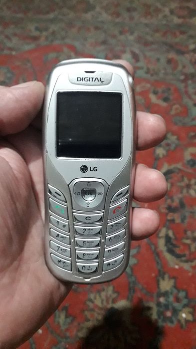 LG  ретро телефон