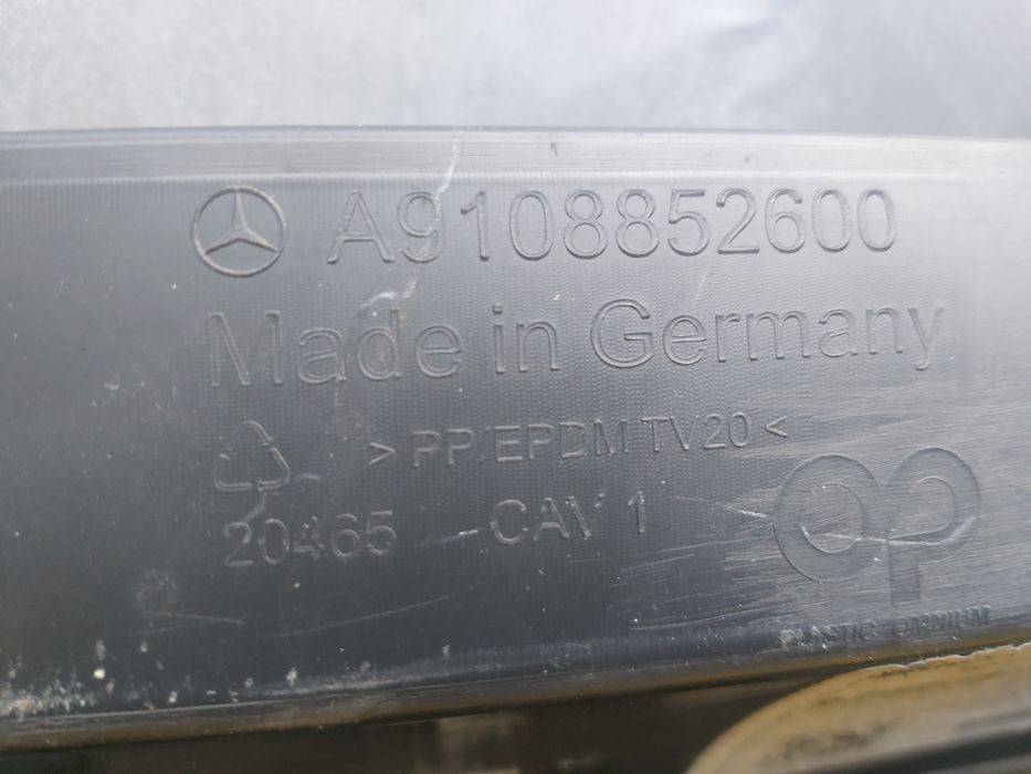 Грил решетка мерцедес спринтер  w910 Mercedes Sprinter W910