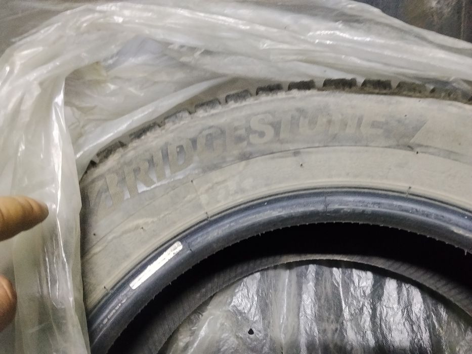 Шины зимние bridgestone 185/65/15