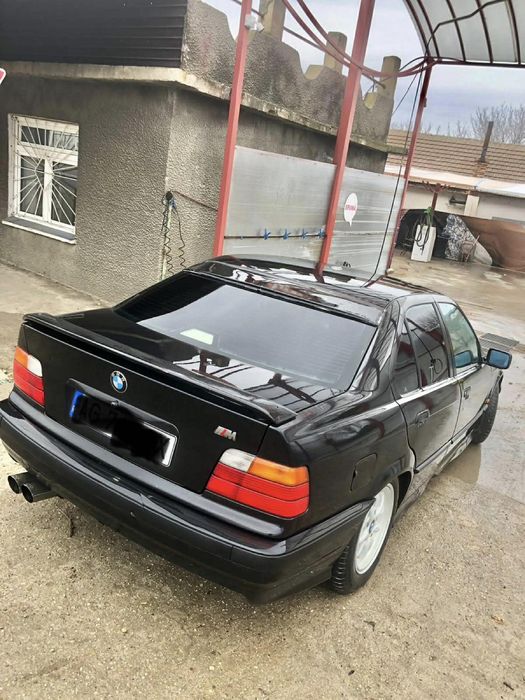 Bmw seria 3  (e36) 316i  pisicuta