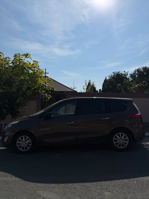 RENAULT Grand Scenic 2011 — imagine 5
