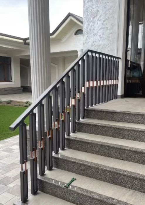 Перила -лестницы..