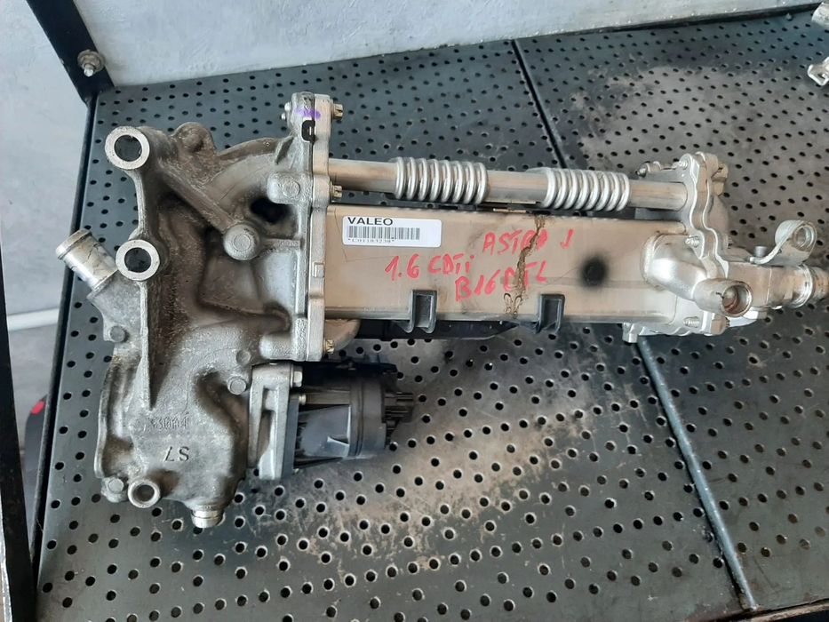 racitor gaze cu egr 1.6 cdti b16dtl opel astra j  v29007672  xs2029 55570005